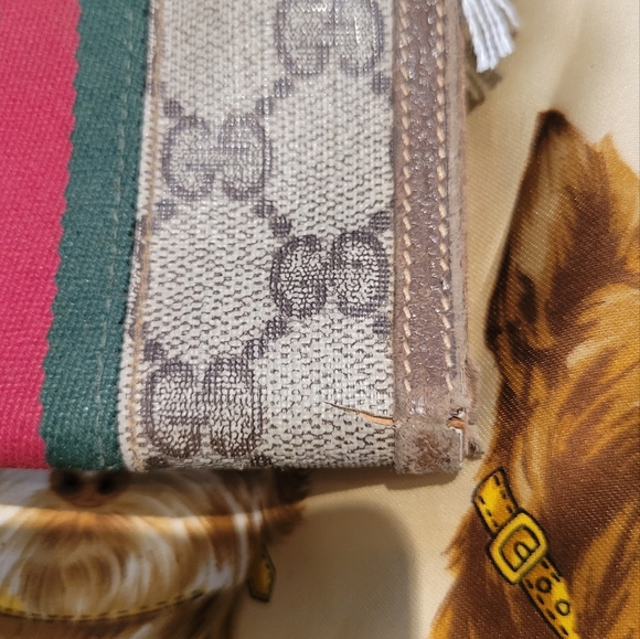 Gucci Tan "GG" Supreme Coated Canvas And Leather Bi-Fold Wallet - Picture 3 of 13